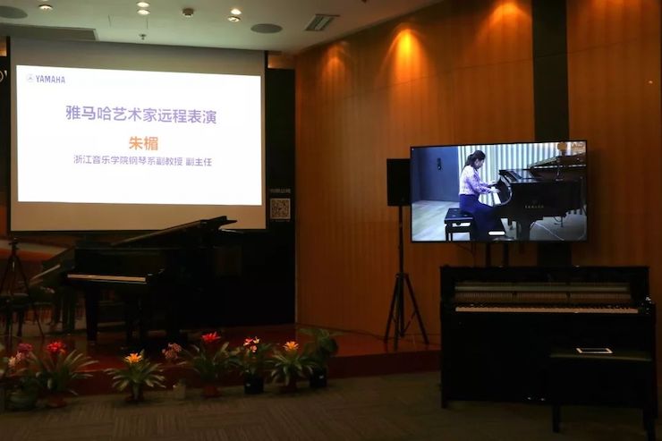 AG旗舰厅携手中国多位教育家，共同谱写中国艺术教育发展新乐章|热烈祝贺2018AG旗舰厅教育家授聘仪式成功举办！