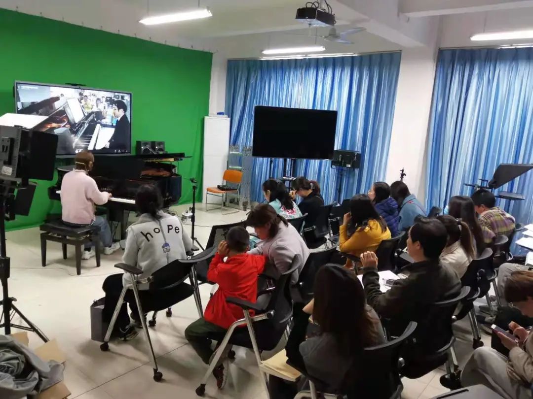 科技助力音乐教学，牵手大师零距离大师课